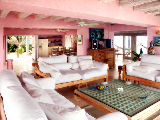 Isla Pastel