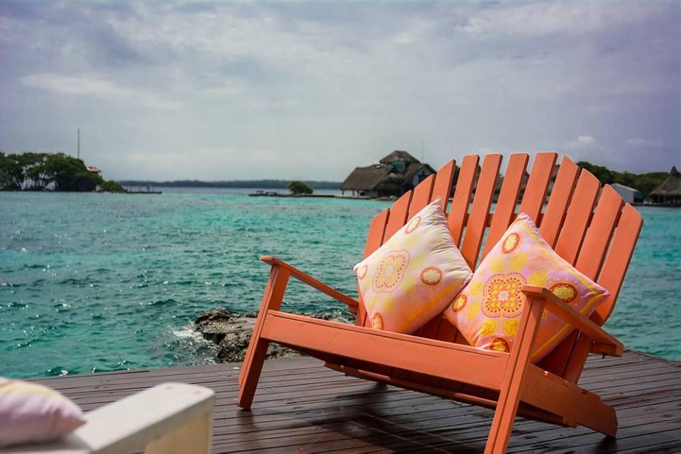 Isla Pastel