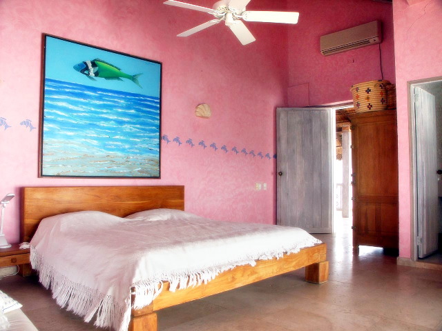 Isla Pastel