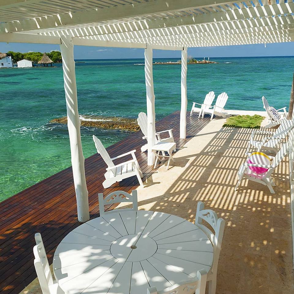 Isla Pastel