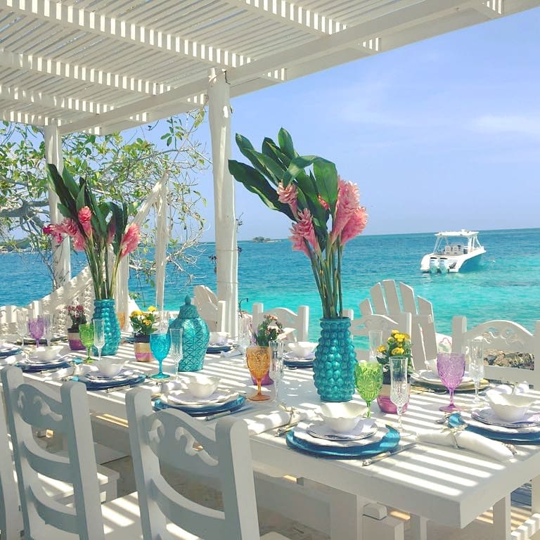 Isla Pastel
