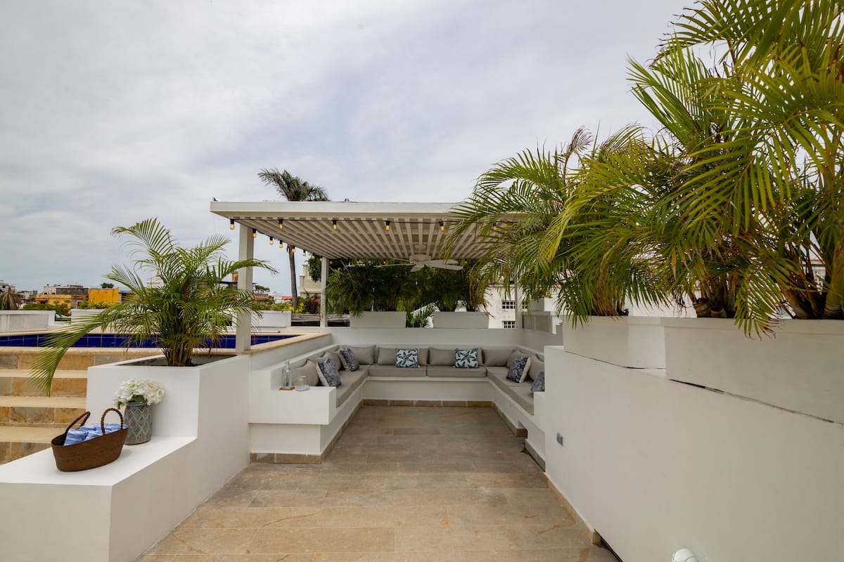 Colonial Retreat