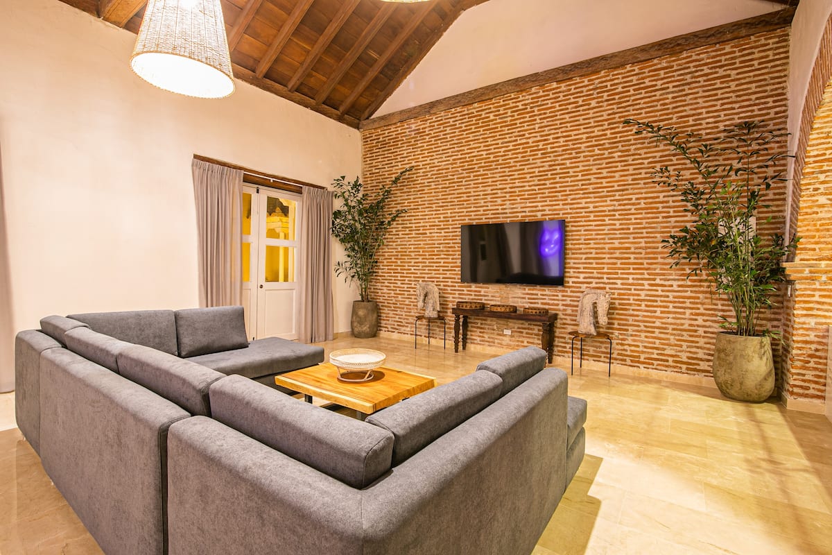 Casa Holly